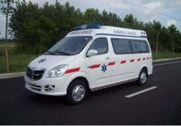 新晃救护车租赁